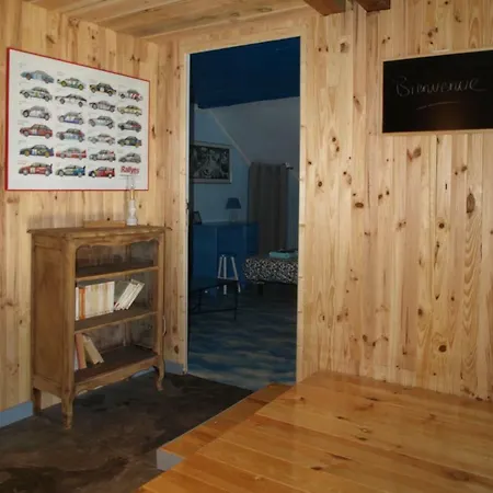 Au Bout De La Route Bed & Breakfast