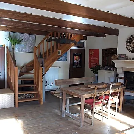 Au Bout De La Route Bed & Breakfast 3*