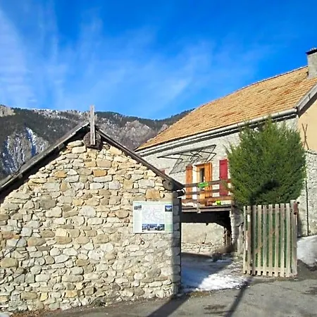 Au Bout De La Route 3*